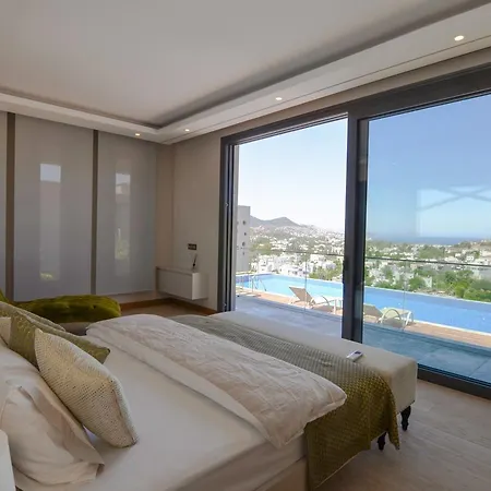 La Villas 1 *