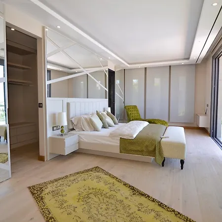 La Villas 1 빌라 얄리카베크