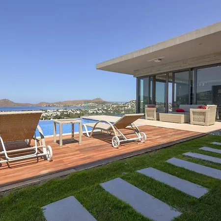 La Villas 1 *