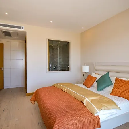 La Villas 1