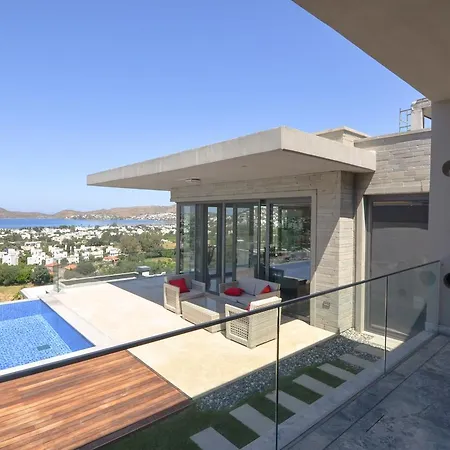 La Villas 1 Villa *